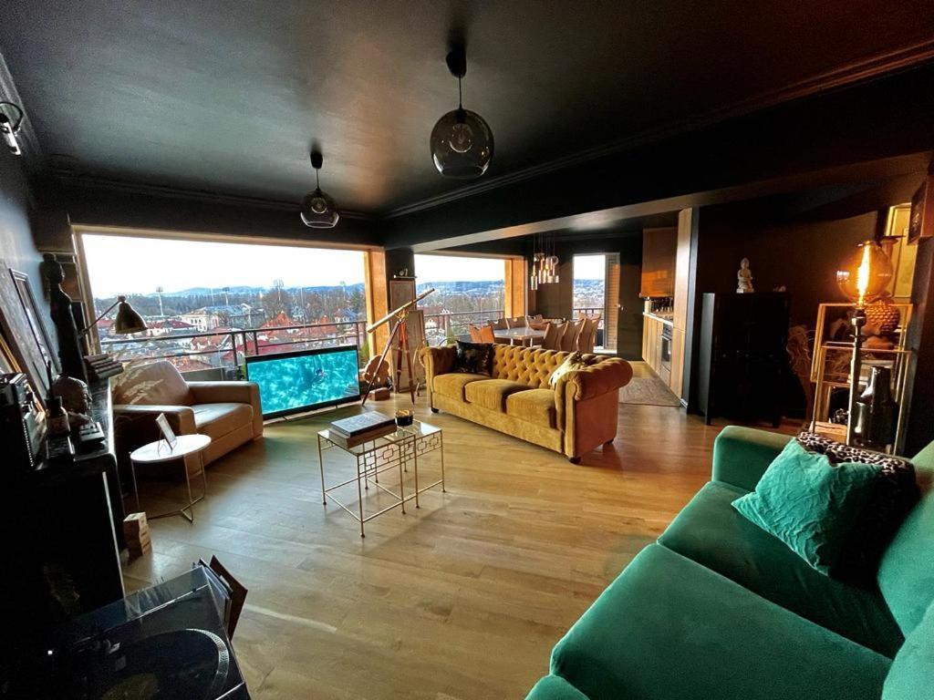 Noir Penthouse Apartment Търговище Екстериор снимка