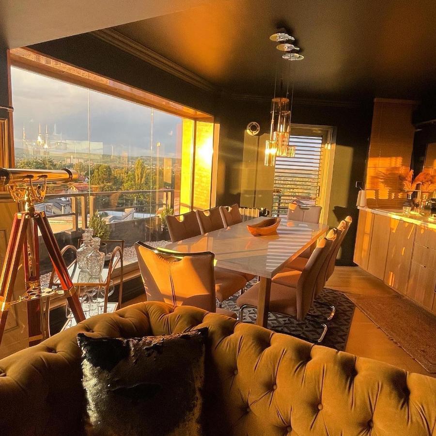 Noir Penthouse Apartment Търговище Екстериор снимка