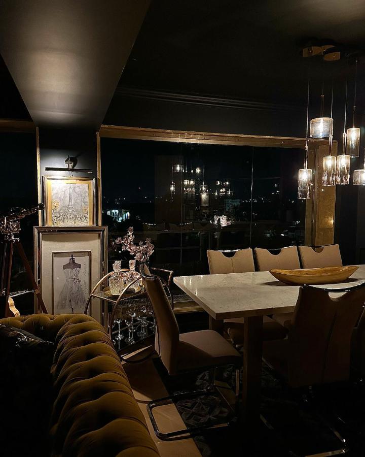 Noir Penthouse Apartment Търговище Екстериор снимка