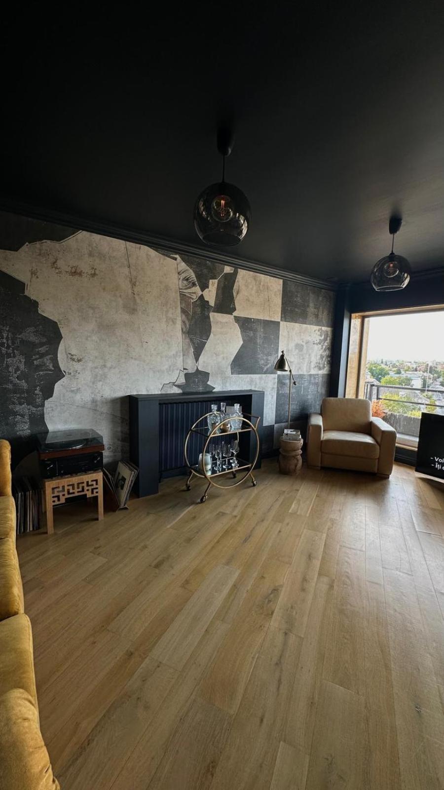 Noir Penthouse Apartment Търговище Екстериор снимка