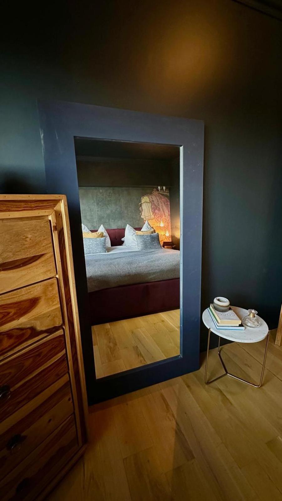 Noir Penthouse Apartment Търговище Екстериор снимка